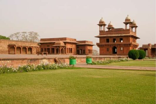 Fascinating Agra Honeymoon Tour - 3N4D